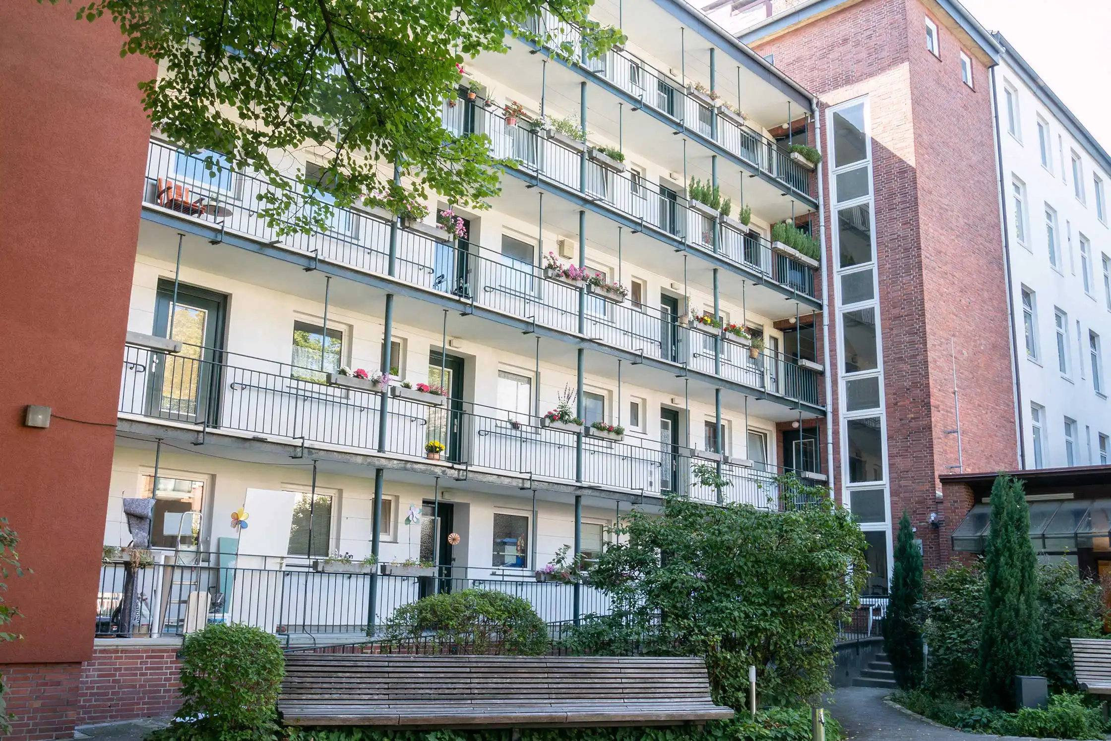 Stiftung Altenhof Gebäude von au